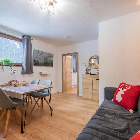 Staudenhof Apartment